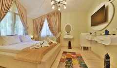 LAPIS LAZULI ROOM Önizleme