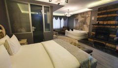 PINK QUARTZ ROOM Önizleme